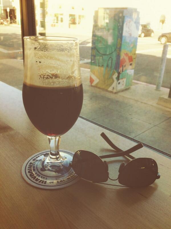 Having a great break <a href="/WaypointPublic/">Waypoint Public</a> - nitro vanilla stout and a pretzel on the way.