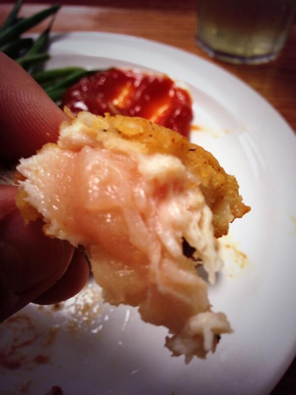 middel_man's tweet image. Thanks Dordt Dining Service for serving me completely raw chicken. #dordtprobs #areyouserious #learnhowtocook