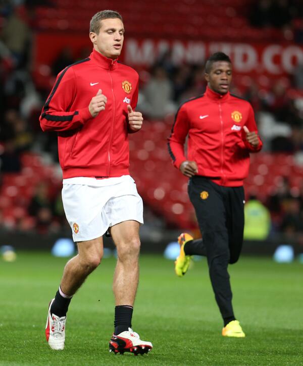 ManUtd's tweet photo. Nemanja Vidic captains #mufc tonight against @NorwichCityFC in the Capital One Cup. Kick-off is at 19:45 GMT. http://t.co/NK9sMSk6DP