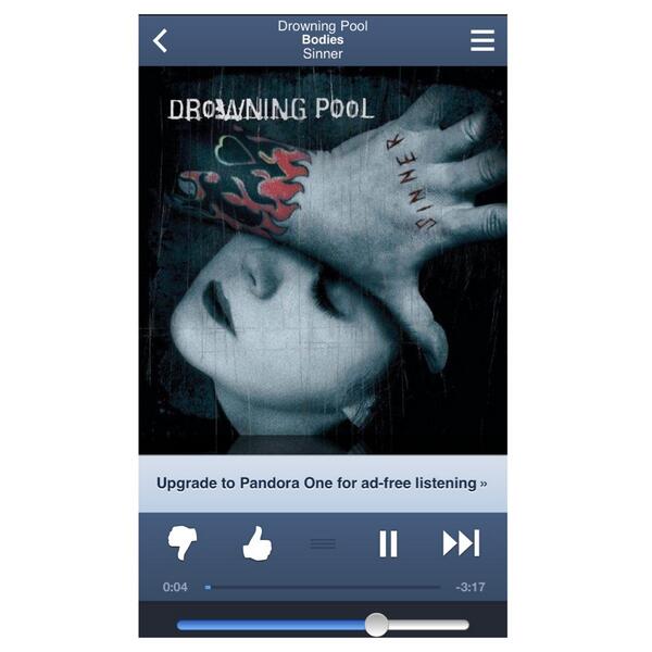 grizzzleh's tweet image. Work out music 😆 idk how some people can work out with soft music ... I can't #bodies #drowingpool 😜