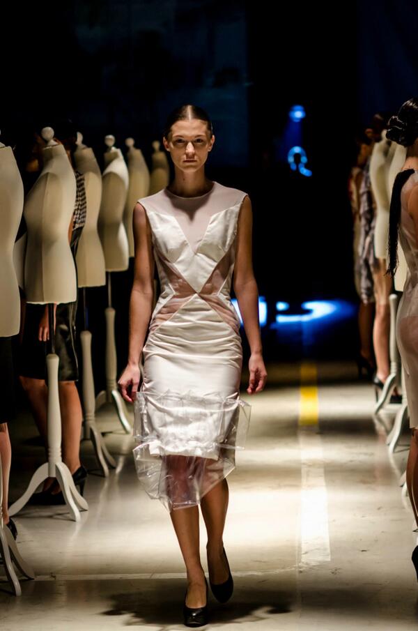 HEMYCA's tweet image. HEMYCA&apos;s architecturally inspired #Identitydress at this years #MonthofDesign fashion exhibition. @Big_Creative