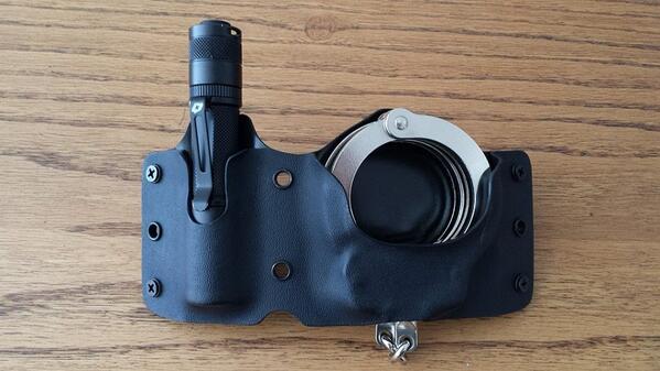 LAG_Tactical's tweet photo. #handcuff and #flashlight carrier for a local detective. #edc #prepper #tactical #4sevens #quark http://t.co/jqps26DPKN