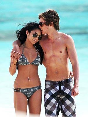 At the beach earlier with <a href="/AcademicMontez/">Gabriella Montez</a>