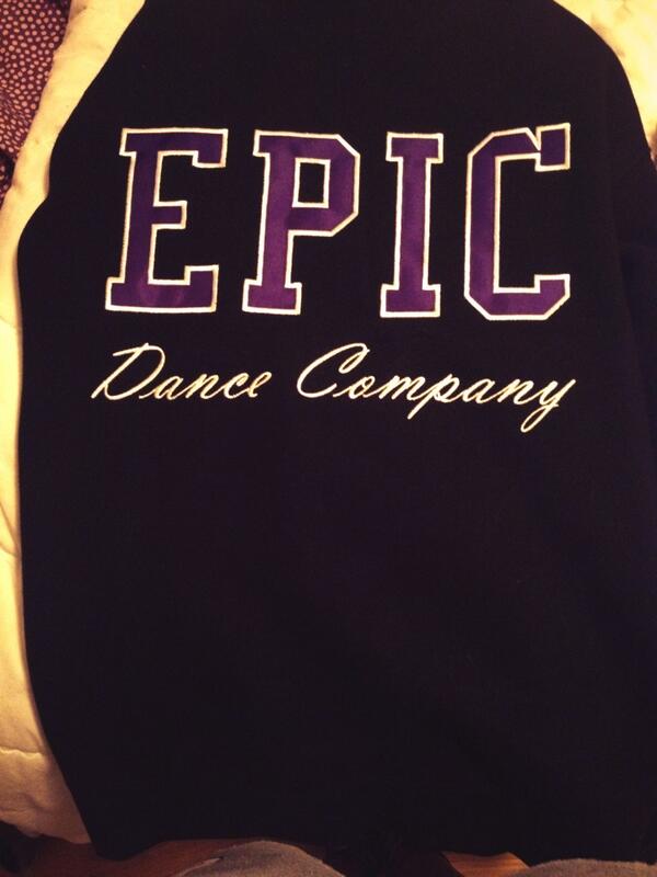 JessieRicciardi's tweet image. yayyyy #teamjacket #epic 💜👯