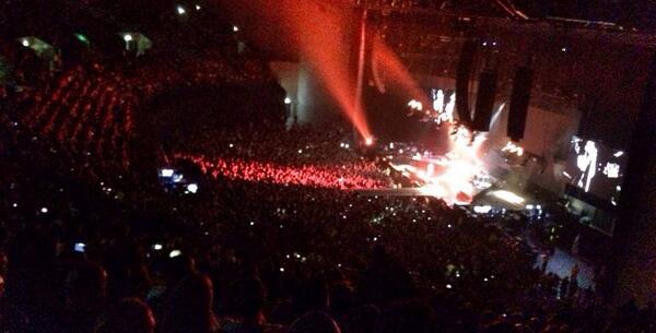 CoreCritical's tweet image. “@fdarena: #DepecheModeLeeds - Amazing http://t.co/qSA6EH4HkF” @colortheory - one for you?!?! ;-) #CoreCritical