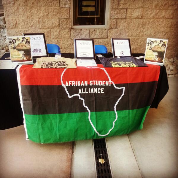 SAAS_CSUSB's tweet image. Come and drop by the @SAAS_CSUSB , @SAAB_CSUSB , &amp;amp; @csusb_bsu table right outside of the SU! :-)