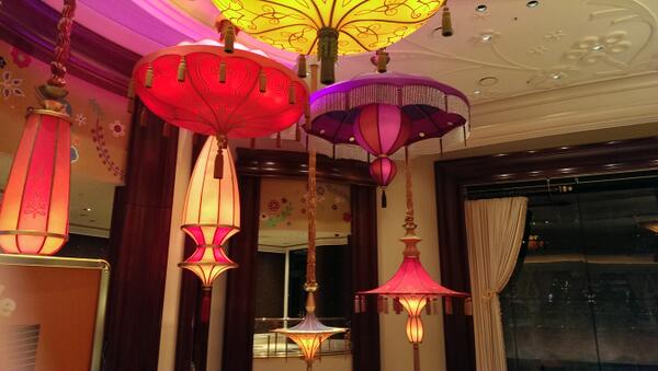 vntran773's tweet photo. Vegas http://t.co/0NCPcYkVdI
