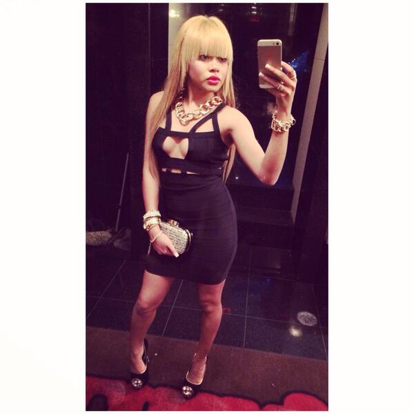 barbiex0's tweet photo. 😎 http://t.co/lUgy4hrTKF