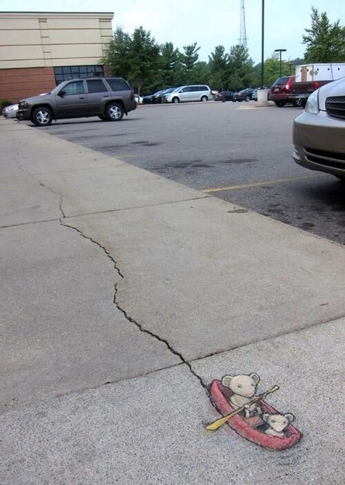 zapata_painter's tweet photo. RT @Lesgarcons75003: Arf FMR... Le #streetart à la craie de David Zinn @iznogoodgood @KRivage @Ilovecats8 @mathyldeje http://t.co/8ldVVsA0Zh