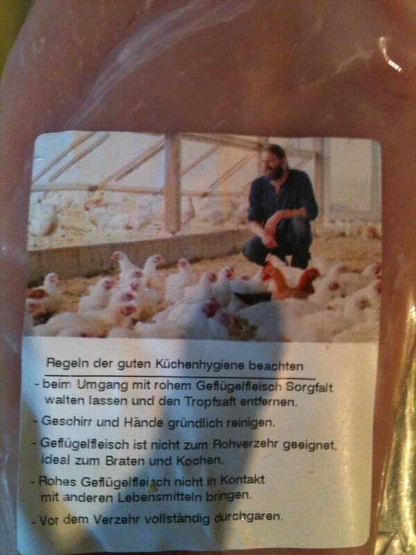 e_risk_appetite's tweet photo. @alnatura: #ethics: does this alnatura #chicken #meat come from the #pictured #niceguy #farm? no resolve on #fb query http://t.co/2VpKoJpZ1Q