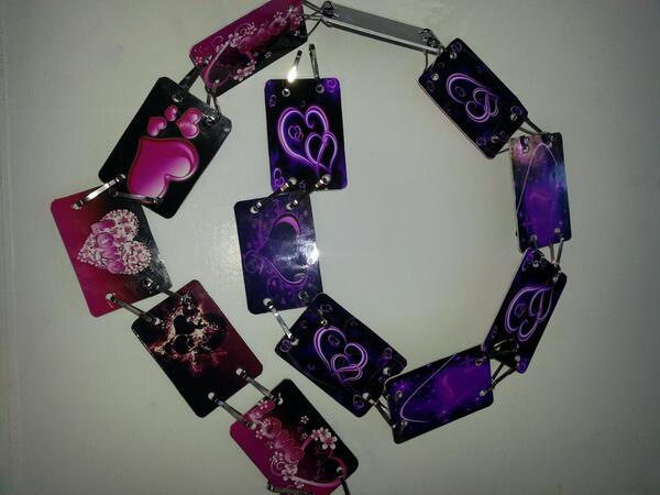 PrapsWorld's tweet photo. First double-sided praps belt! Howto video soon. I think I'll do a praps buckle for it. http://t.co/NpnA3JVZ9g