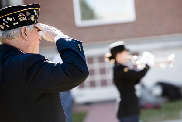 RegisUniversity's tweet photo. Thank you to all those who have selflessly served our nation. #VeteransDay http://t.co/9CrQhpIgFM