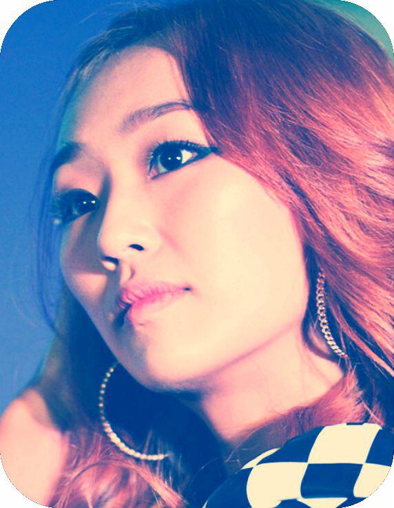 BY1RIiLCQAAfhaK.jpg:large