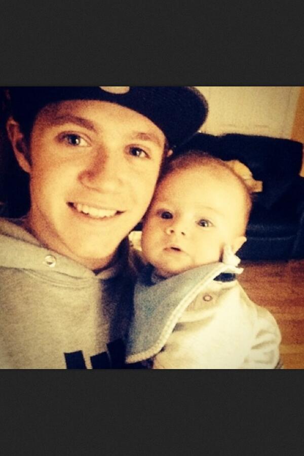 Paynesbutt's tweet image. the tears are streaming down my face