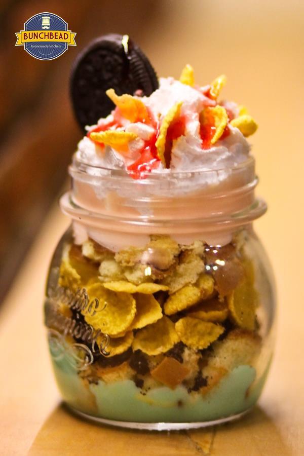 mahasiswamlg's tweet photo. #anyes @Bunchbead Fiveriant-Cake-Jar yang keempat. Red Ocean. http://t.co/cC8PJQ1xzE