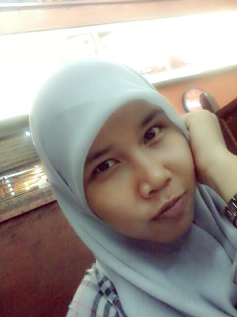 missCho_Neni's tweet photo. lembur face! http://t.co/CwKdaGtaiy
