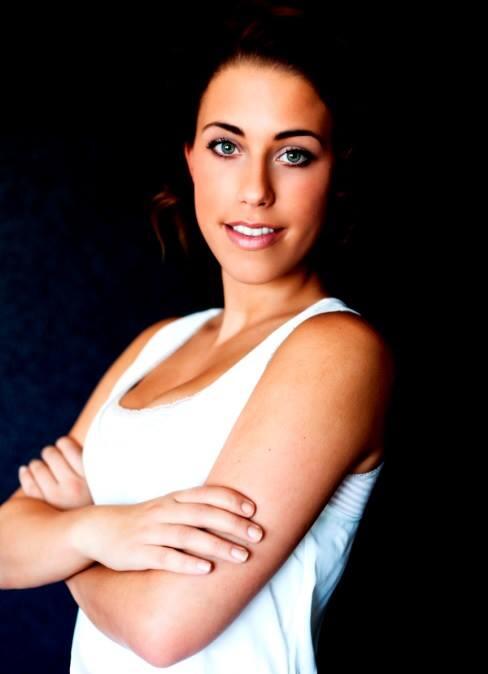 Web_Fi's tweet image. Naomi Moyens, our SEM consultant at the business photoshoot !