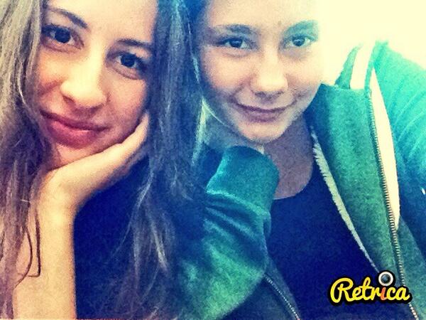 BanuNalbantoglu's tweet photo. @AycaBaysal iyi ki doğdun arkadasım mutlu yıllar 🎂🎉🎁🎊 http://t.co/I4lw0HzEzH