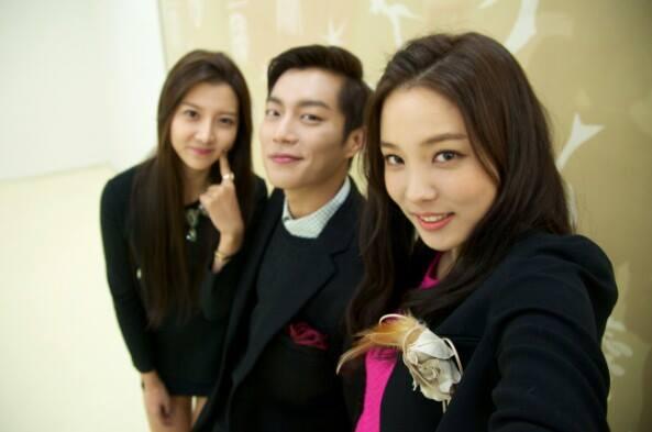 BY36wsOCEAExow4.jpg:large