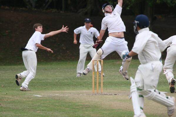 matt_jackson426's tweet photo. "@Thoks_Zulu: @matt_jackson426: see who you can spot in this multi action sports photo. http://t.co/Cp00zHS9oH"what a keeper!!!
