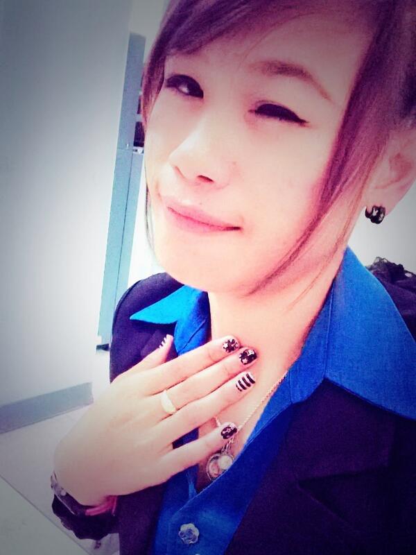 bee_amonrat tweet picture