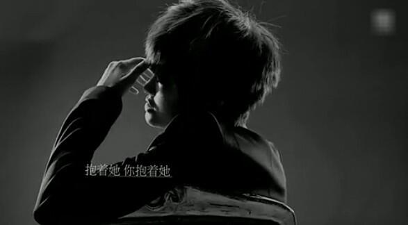 NORAHSeafinally's tweet photo. HOT GIRL #Chrislee  #Liyuchun http://t.co/KfIq9CWtKM