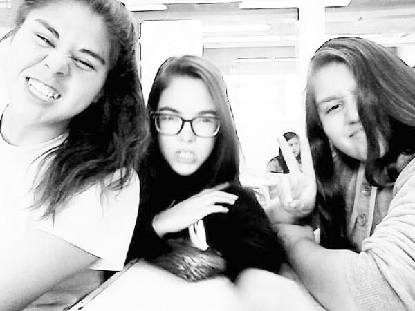 Caande202's tweet photo. #Historia #Con #Las #Fachas #x100pre #Sabelaaaa #AhKe #Secopaba #ConEsto. @micamonacou @MiliVivasssssss http://t.co/tvoMbRTb2u