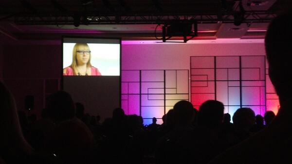 Ildi Revi tweet media