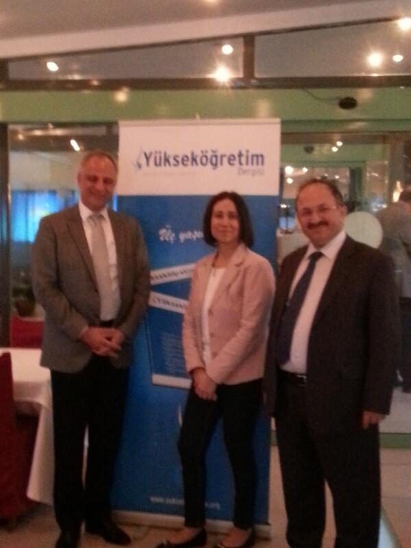 Yükseköğretim Dergisi 3. yaşında. Doğum günü kutlamaları <a href="/yunussoylet/">Yunus SÖYLET</a> <a href="/Yuksekogretim/">YükseköğretimDergisi</a> <a href="/DrRecepOzturk/">Recep Öztürk</a>