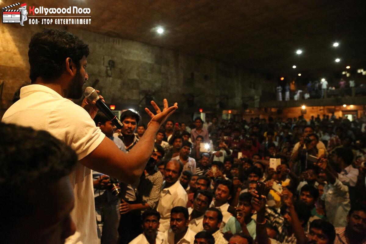 BY4WUEHCEAAEC0C.jpg:large