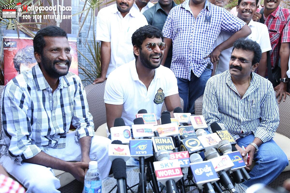 BY4YyoECYAANnUJ.jpg:large