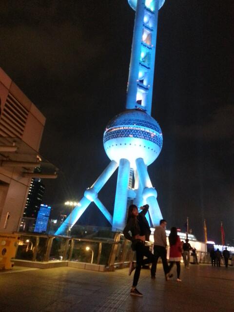 BY4fBdyCMAAVhz_.jpg:large