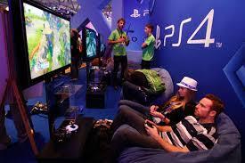 Retwittea si tienes ganas en este momento de jugar Playstation 4.
