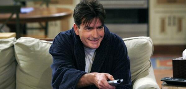 ecuavisa's tweet image. Charlie Sheen volvería a “Two and a Half Men” bit.ly/1ckzRAc