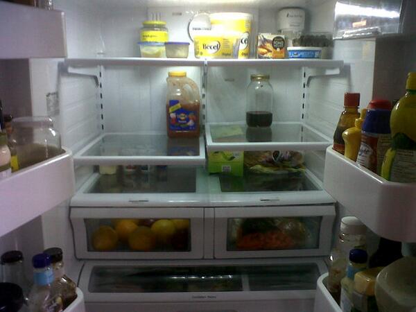 alydove's tweet image. Told my mom there is no food, she said yes there is tons of food here go look in the fridge... #ummyeah #okmom