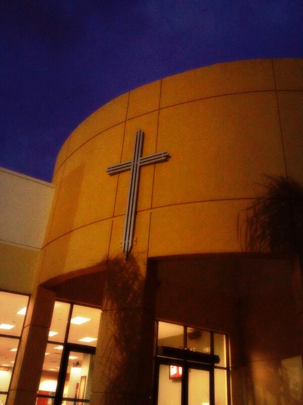 JSBWC's tweet image. Enjoying some quiet time with God on the patio at @RealLifeFL #nojacketneeded