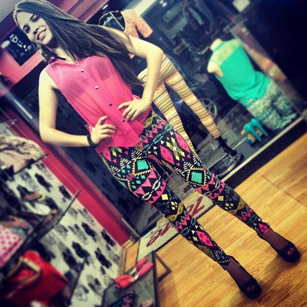 Tone_Store's tweet photo. Dale vida a tus días, luciendo las mejores combinaciones y a la #Moda #SiempreBella http://t.co/YvrIFaZhLl