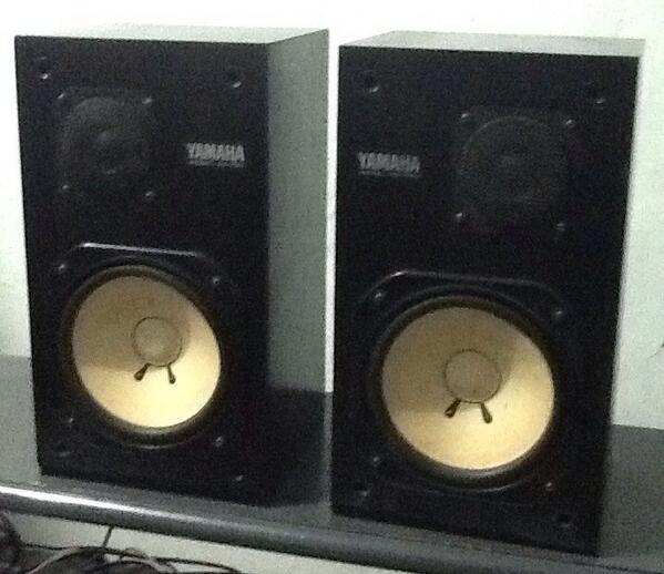 agushardiman's tweet photo. Sy mau jual spkr Yamaha NS10M milik saya + power Samson Rp10jt (nego) Cek http://t.co/RRwK7t55S4 Please RT! http://t.co/7sfZGd9Wyb