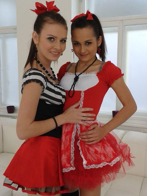 Me and my friend waiting for some guys and cream to get nasty ;) http://t.co/zWlTso4w6T