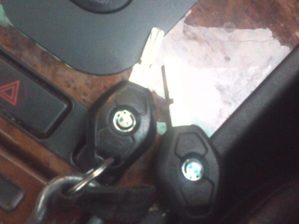 KatharineHolm1's tweet image. New car keys #programnation #BMW #drive #maybewewontloseemnow