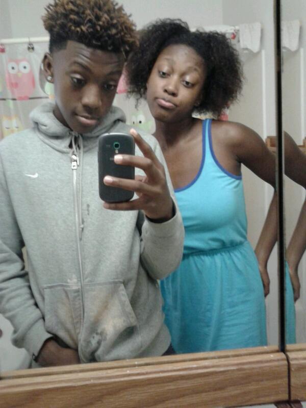 natlanta_'s tweet photo. #TweetABondThatCantBeBroken my sister http://t.co/6KXY2D84H2