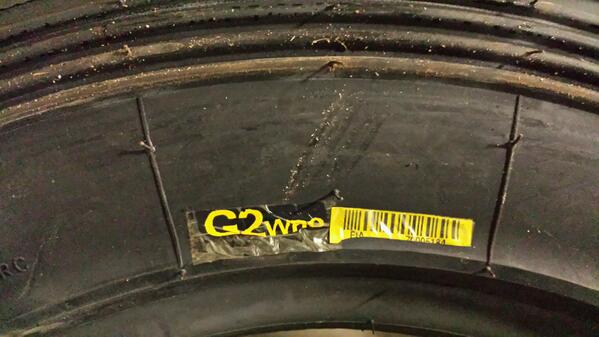 vpracingfuelsbl's tweet photo. Nu leverbaar gravelbanden 205/65R15 prijs 650 euro per set. Eerste 15 sets nu voor 600 euro.wees er snel bij. http://t.co/ZXtKUaBh3m