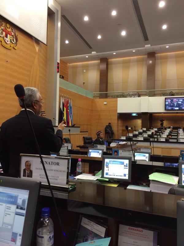 Khairykj's tweet photo. Menteri Kewangan II menjawab perkara2 yg dibangkitkan semasa perbahasan Belanjawan2014. http://t.co/aaayNjF0DM