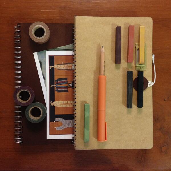 greyraythailand's tweet image. 書く事は一つの安らぎです。Writing is one kind of peace. #greyray #drawingout #mucu #シロクマノート #文房具 #日記