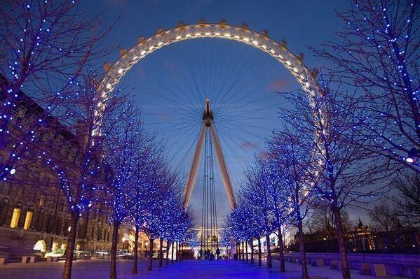 _Paisajes_'s tweet photo. RT Si quieres pasar unas navidades en londres. http://t.co/sF8lFXJW8W
