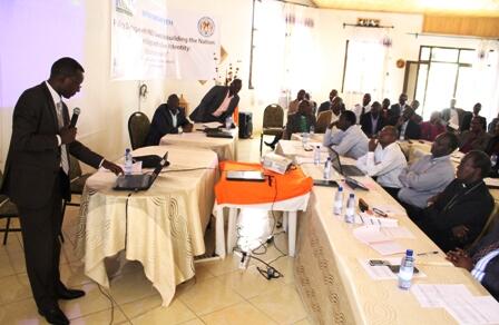 GovernanceRw's tweet photo. Pasteri Antoine Rutayisire: "Turasabwa kubaka icyizere gishingiye ku kuri kumvikanyweho" #NdiUmunyarwanda http://t.co/ctm9tzxQmF