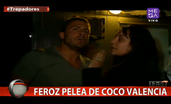TrepadoresMega's tweet photo. La feroz pelea de Coco Valencia de #Trepadores ahora en @SaVOficial #savmediodia http://t.co/kGD5l86Has