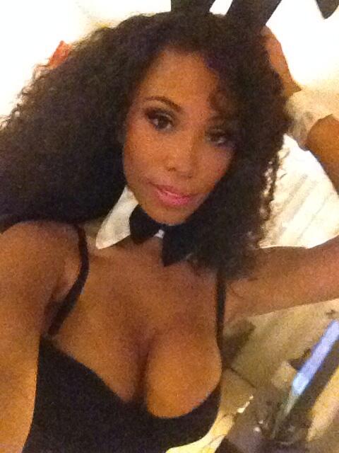 Bunny bunny! http://t.co/Z4LAHdy9Lq<a href="/tag/tbt"class="tags"><span>#tbt</span></a>