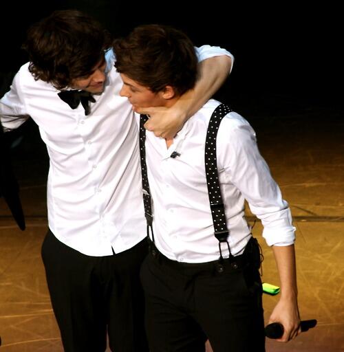 namelessnora's tweet image. r u crying bc same