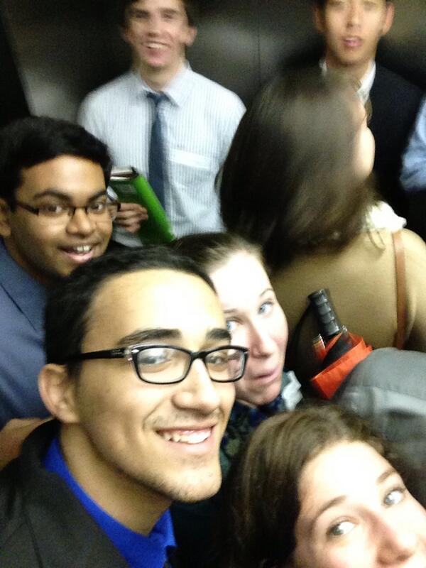 HealthyBreakout's tweet photo. #elevatorselfies http://t.co/sOGpDn91kE